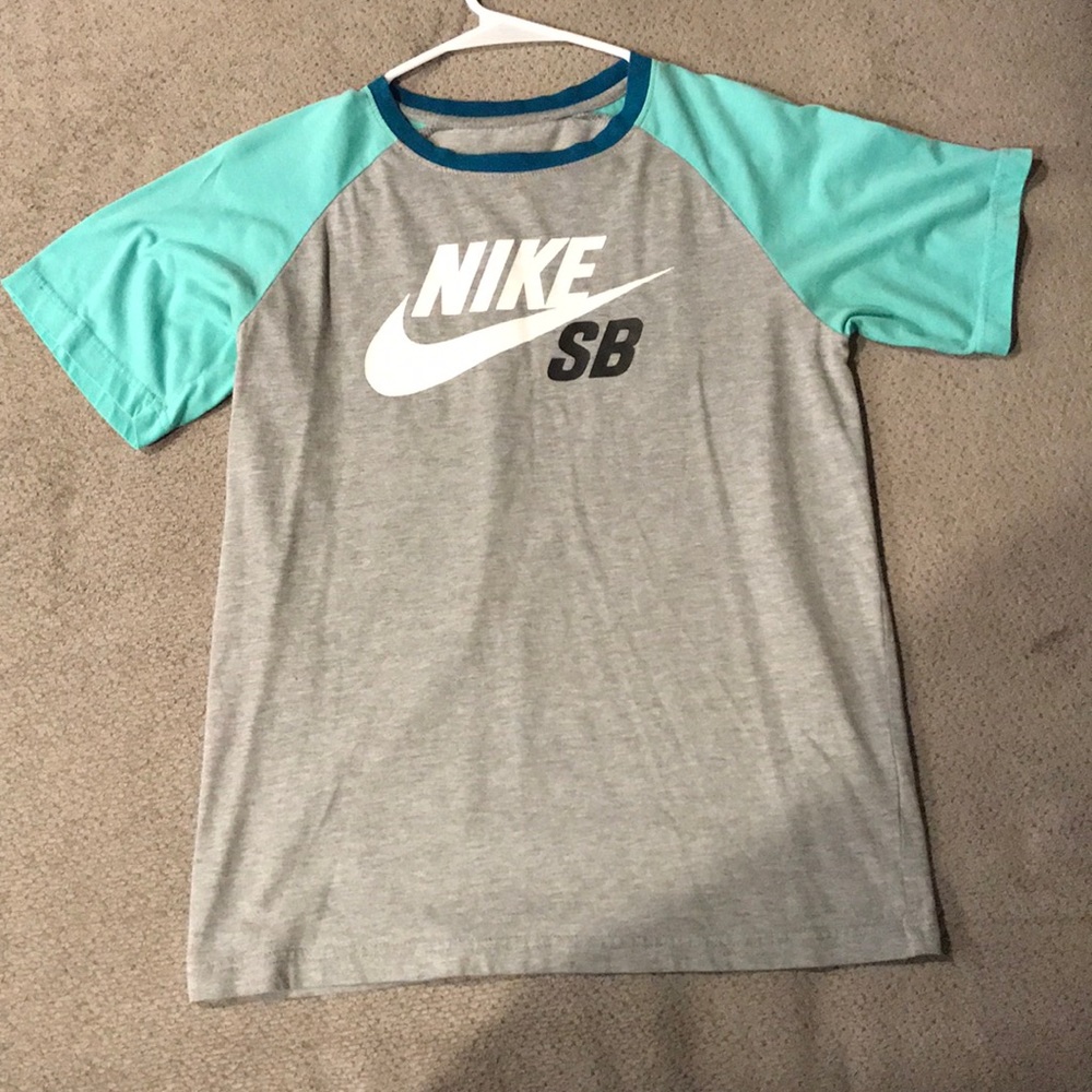 Nike Tee